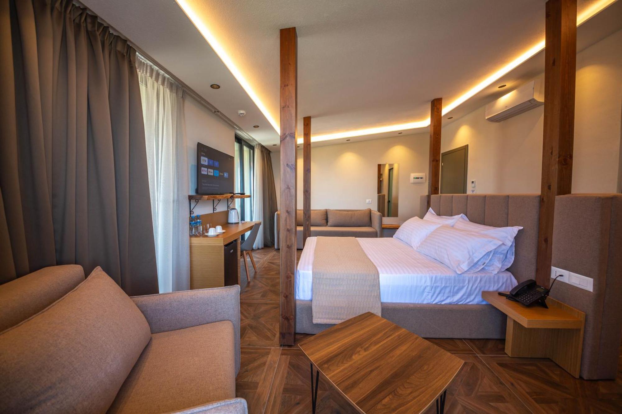 Emara Boutique Hotel Kavaje Εξωτερικό φωτογραφία
