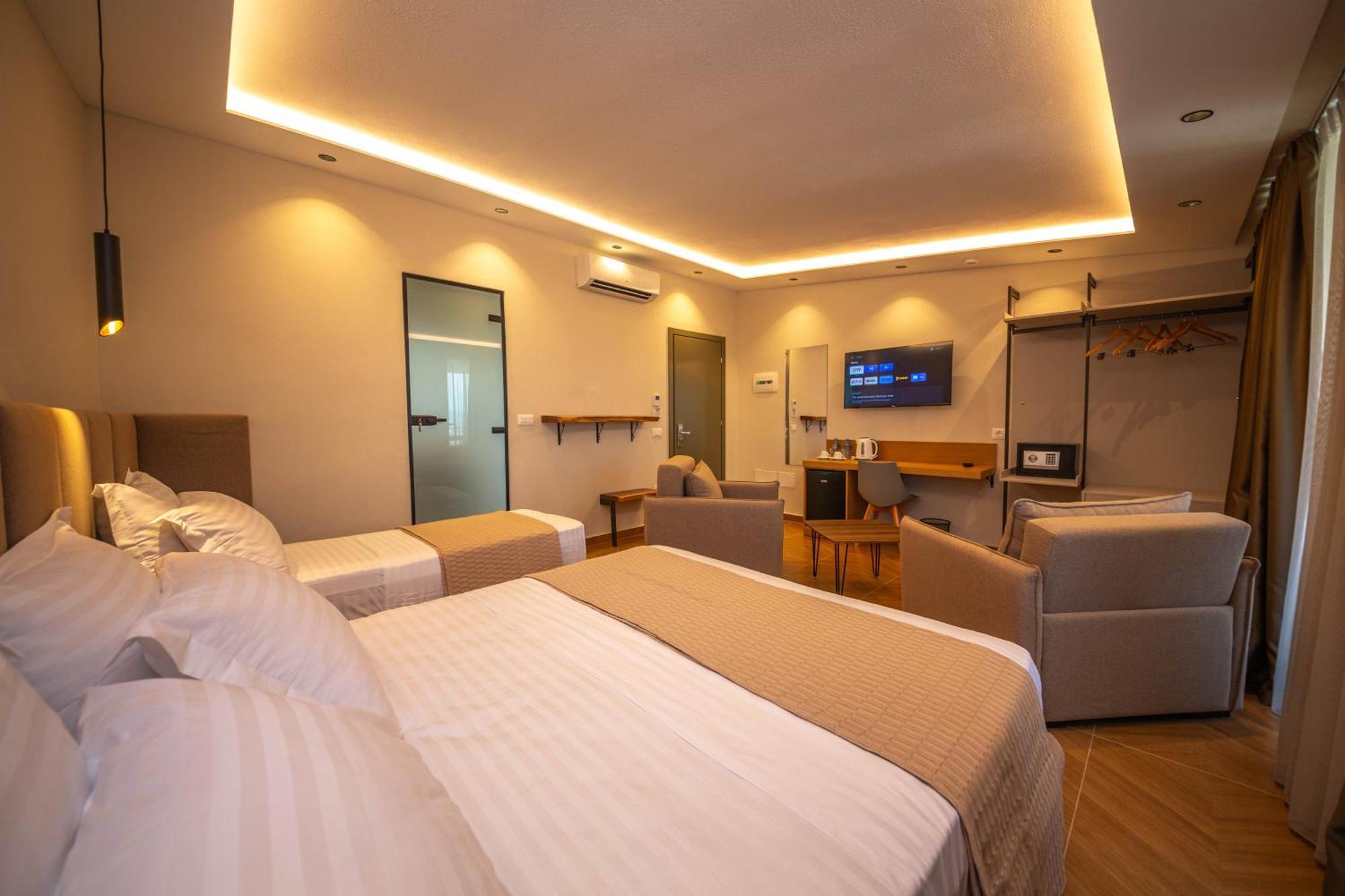 Emara Boutique Hotel Kavaje Δωμάτιο φωτογραφία